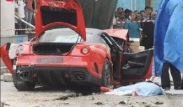 咸宁大爆料车祸新闻,惊心动魄的瞬间，事故现场直击