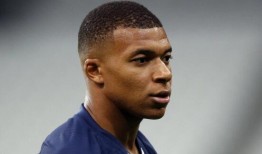 西班牙媒体爆料姆巴佩视频,西班牙媒体揭秘天才少年的日常训练细节”