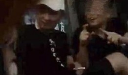 女子爆料去夜店视频,揭秘夜店背后的真相