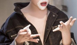 娱乐圈黑料司机吃瓜,司机成吃瓜群众，揭秘明星幕后真相